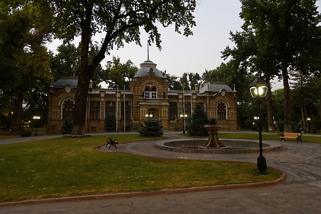 Place de l'Indépendance-033